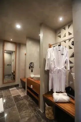 Deluxe Tek Büyük Yataklı Oda, 2 Büyük (Queen) Boy Yatak, Balkon, Lagün Manzaralı
