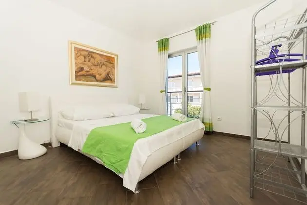 Apart Daire, 2 Yatak Odası, Balkon