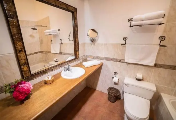 Standard Tek Büyük veya İki Ayrı Yataklı Oda
