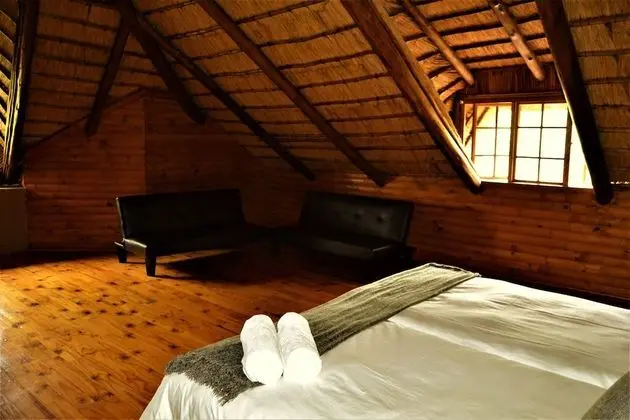 Çatı Katı (Loft) (Room)