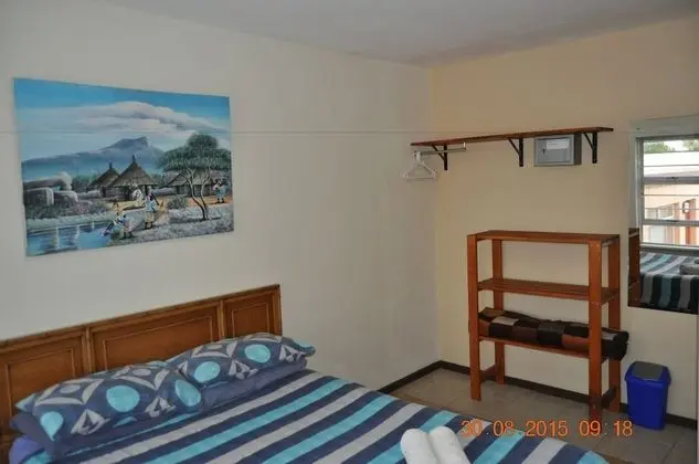 Basic Tek Büyük Yataklı Oda