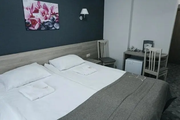 Comfort Tek Büyük veya İki Ayrı Yataklı Oda