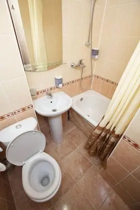 Comfort Tek Büyük veya İki Ayrı Yataklı Oda