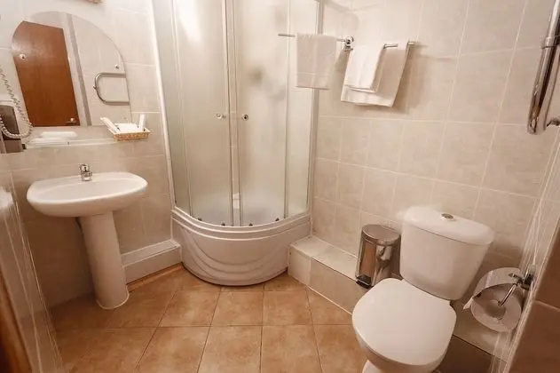 Standard Tek Kişilik Oda, Ortak Banyo