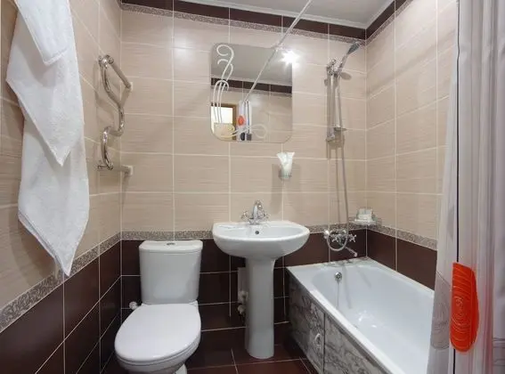 Business Tek Büyük Yataklı Oda