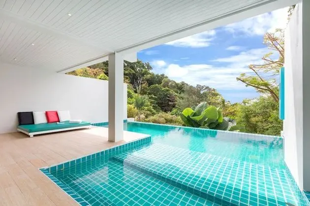 Gardenview Pool Suite