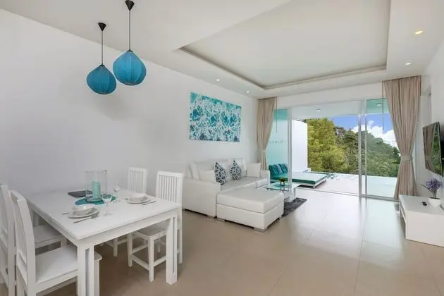 Grand Seaview Pool Suite