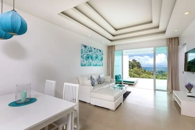 Grand Seaview Pool Suite
