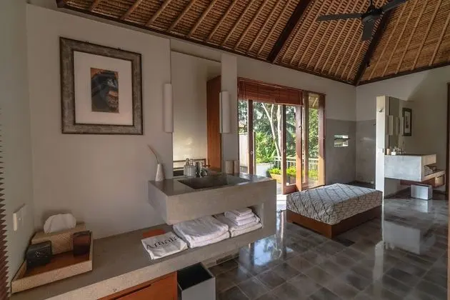 Signature Villa