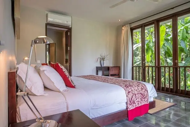 Signature Villa