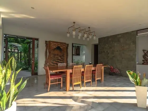 Signature Villa