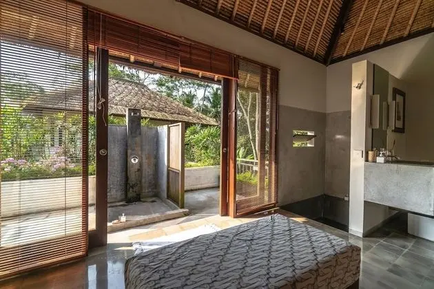 Signature Villa