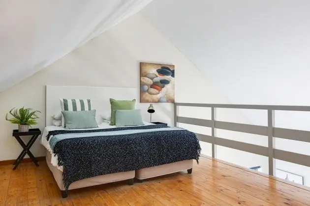 Studio with Balcony