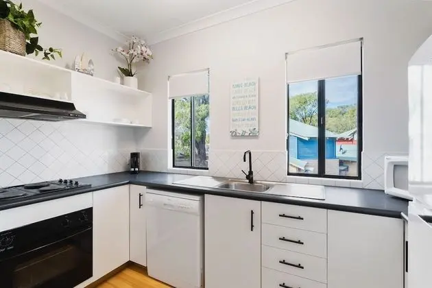 Villa, 2 Yatak Odası, Havuz Kenarı