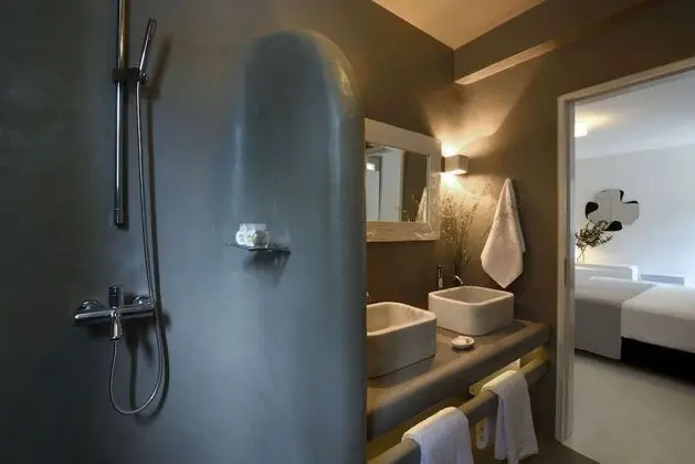 Luxury Villa, 4 Yatak Odası, Kişiye Özel Havuzlu, Deniz Manzaralı (Dafni)