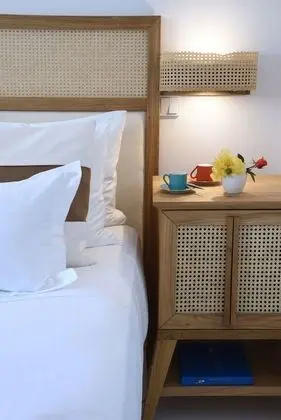 Villa, 6 Yatak Odası, Kişiye Özel Havuzlu, Denize Sıfır (Agia Thalassa)