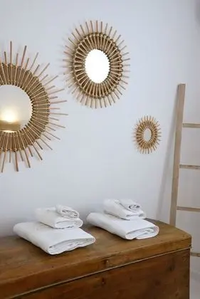Villa, 6 Yatak Odası, Kişiye Özel Havuzlu, Denize Sıfır (Agia Thalassa)