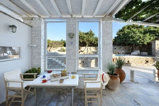 Villa, 6 Yatak Odası, Kişiye Özel Havuzlu, Denize Sıfır (Agia Thalassa)