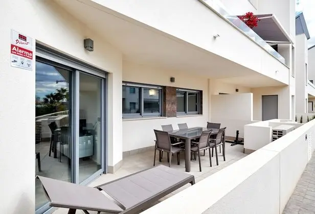 Apart Daire, 2 Yatak Odası, Balkon