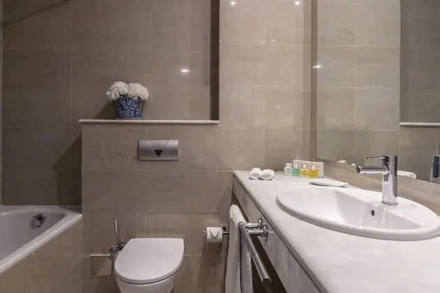 Deluxe Tek Büyük veya İki Ayrı Yataklı Oda