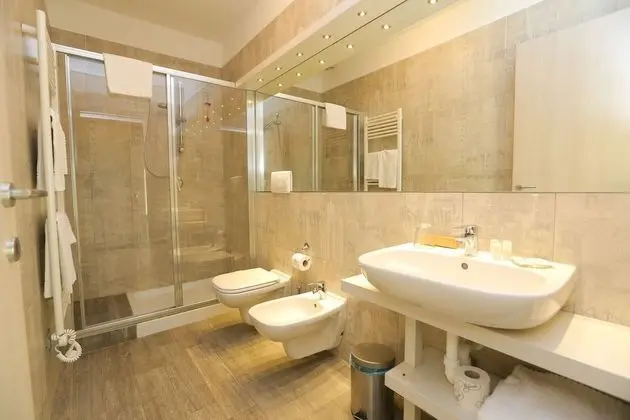 Standard Tek Büyük veya İki Ayrı Yataklı Oda, Sigara İçilmez, Şehir Manzaralı