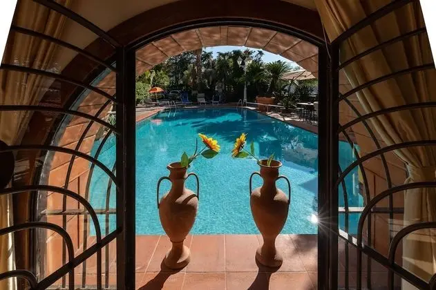 Villa, 6 Yatak Odası, Havuz Kullanımı