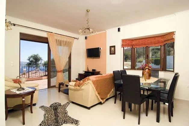 Villa, 3 Yatak Odası, Kişiye Özel Havuzlu
