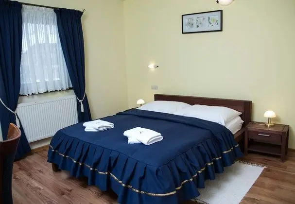 Tek Büyük veya İki Ayrı Yataklı Oda