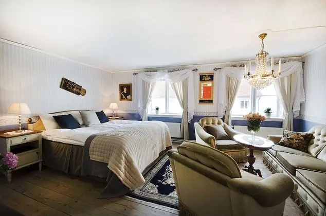 Classic Tek Büyük Yataklı Oda