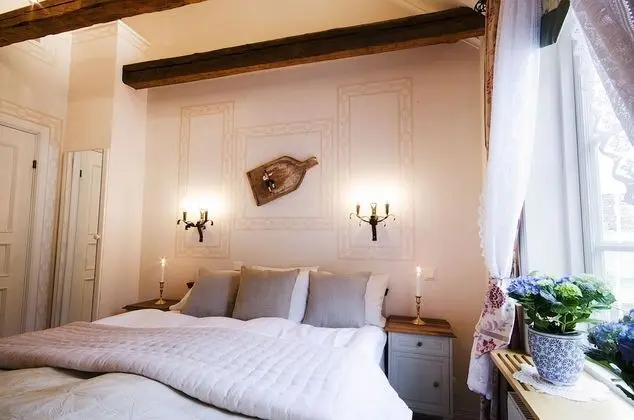 Classic Tek Büyük Yataklı Oda