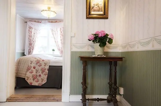 Classic Tek Büyük Yataklı Oda