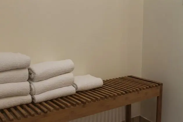 Tek Kişilik Oda, Ortak Banyo