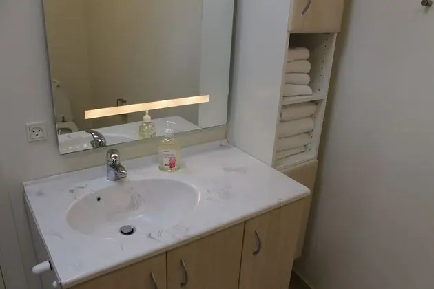 Tek Kişilik Oda, Ortak Banyo