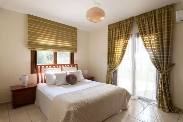 Villa, 5 Yatak Odası, Kişiye Özel Havuzlu