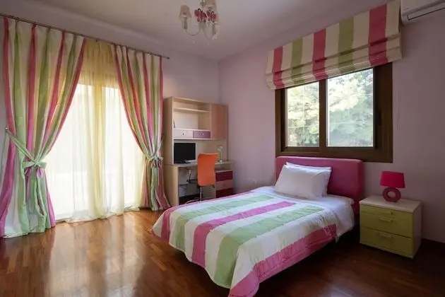 Villa, 5 Yatak Odası, Kişiye Özel Havuzlu
