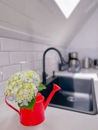 A-Frame in the Forest with Hot Tub, Fireplace and Mountain Views