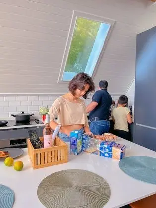 A-Frame in the Forest with Hot Tub, Fireplace and Mountain Views