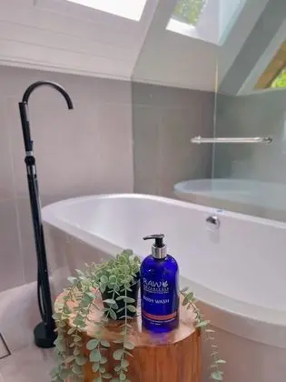 A-Frame in the Forest with Hot Tub, Fireplace and Mountain Views