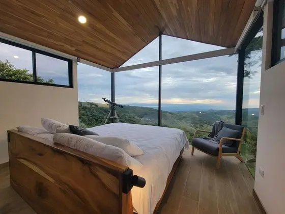 Glass Cabin with Hot Tub and Panoramic Views