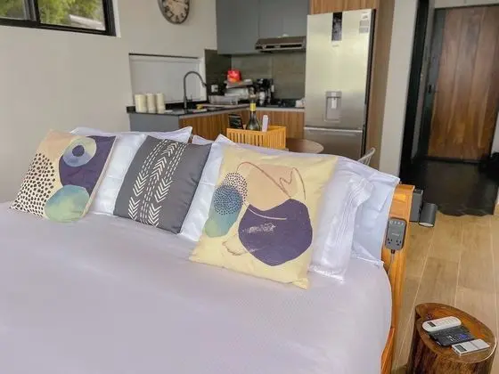 Glass Cabin with Hot Tub and Panoramic Views