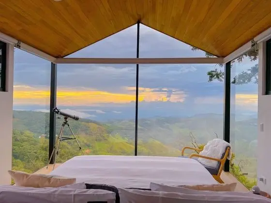 Glass Cabin with Hot Tub and Panoramic Views