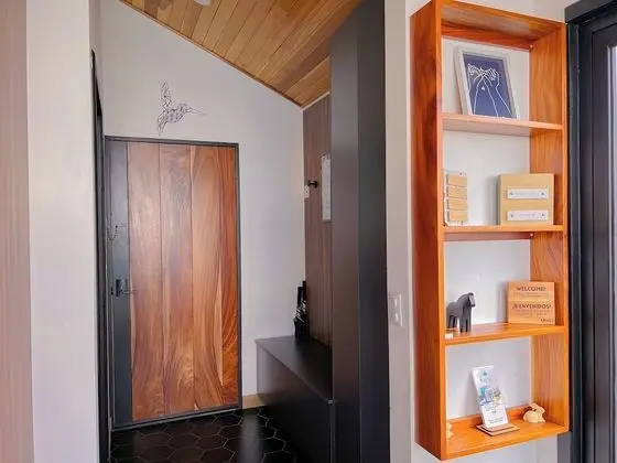 Glass Cabin with Hot Tub and Panoramic Views