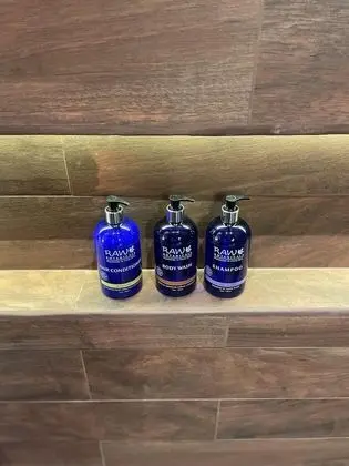 Glass Cabin with Hot Tub and Panoramic Views