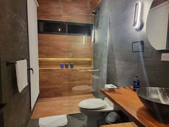 Glass Cabin with Hot Tub and Panoramic Views