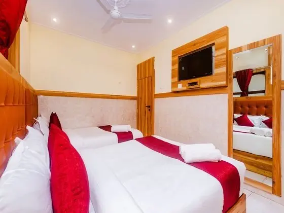 Deluxe Üç Kişilik Oda