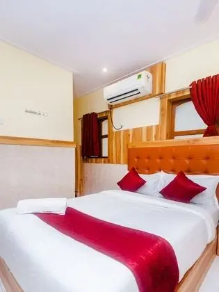 Deluxe Üç Kişilik Oda