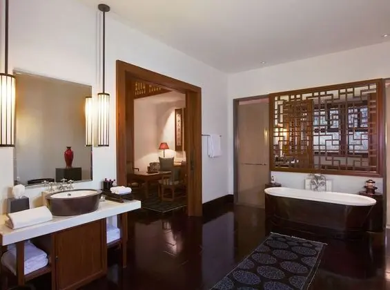 Süit (Courtyard Suites)