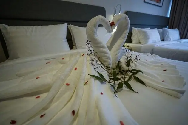 Deluxe Üç Kişilik Oda