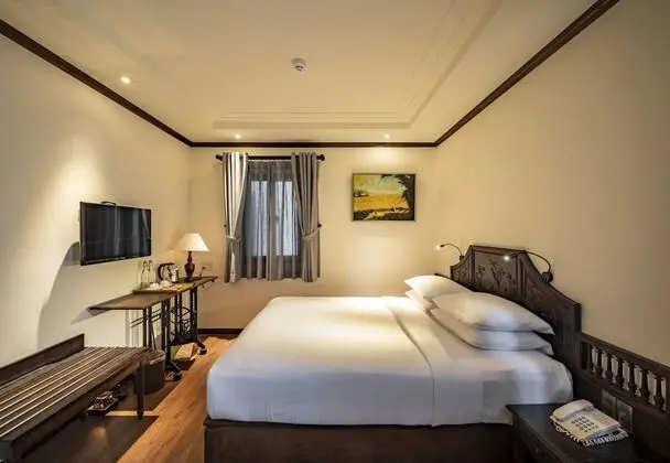Deluxe Tek Büyük Yataklı Oda