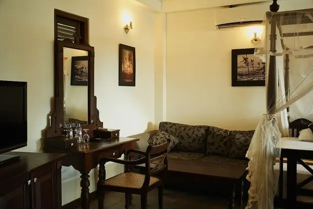 Traditional Süit, Deniz Manzaralı